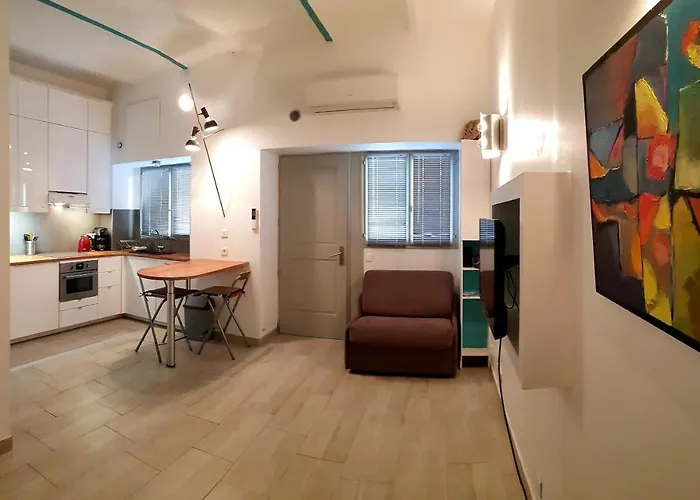 Centre Apartment